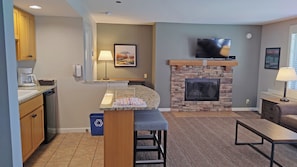 Interior - 7th Mtn 414e (Bend)