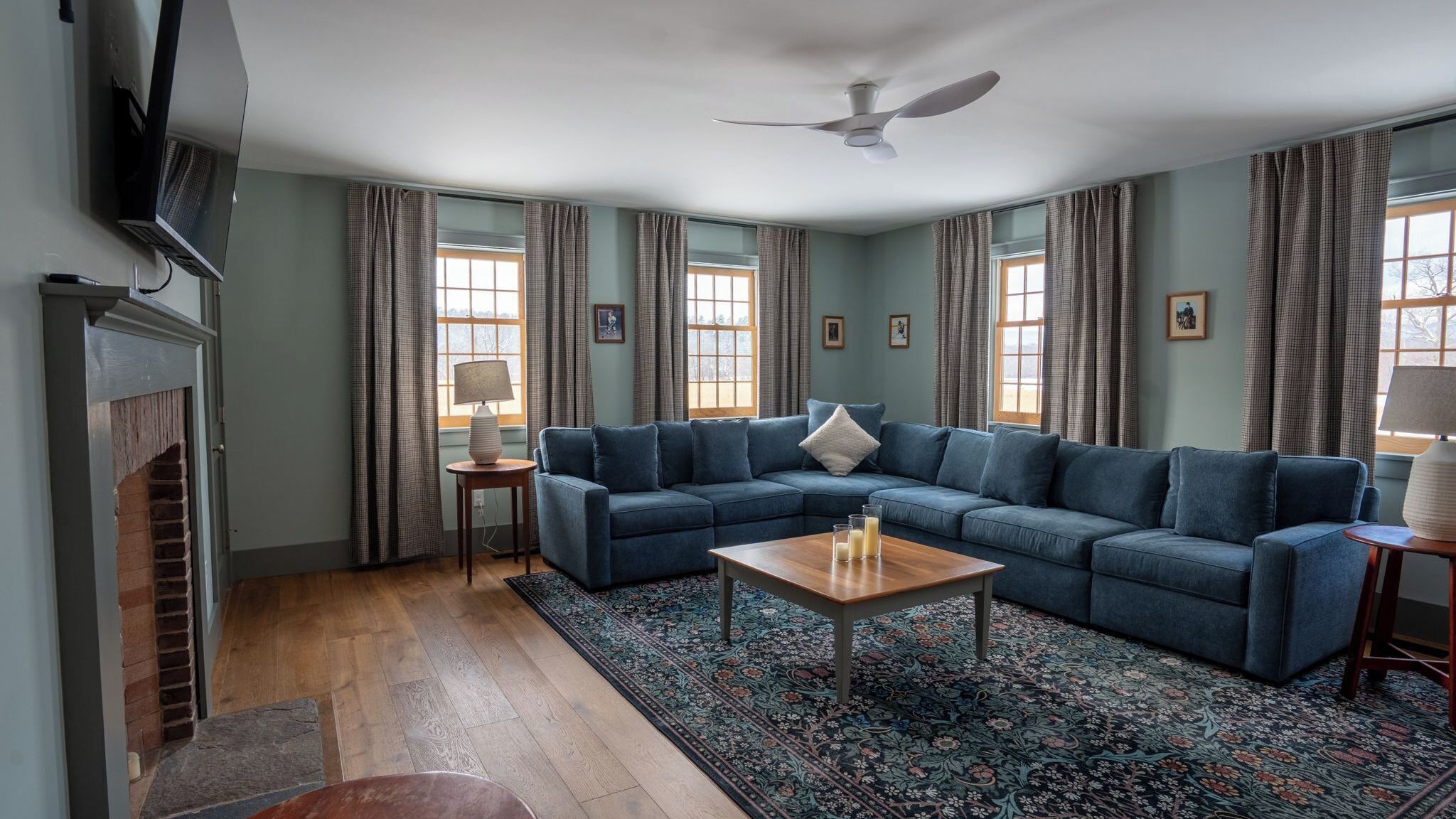 House (4 Bedrooms) | Interior