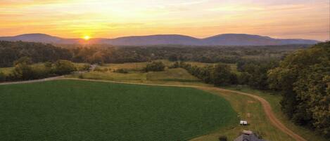 House (4 Bedrooms) | Front of property
