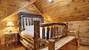 House (4 Bedrooms) | Interior - Hot Tub, Game Room & Prime Pigeon Forge Location Big Bear Ridge by Avantstay (Pigeon Forge)