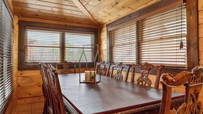 House (4 Bedrooms) | Interior - Hot Tub, Game Room & Prime Pigeon Forge Location Big Bear Ridge by Avantstay (Pigeon Forge)