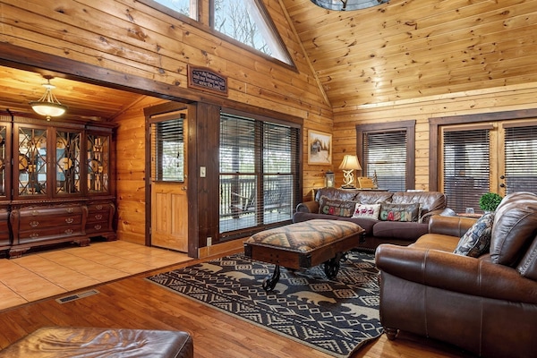 House (4 Bedrooms) | Bahagian dalam