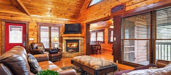 Hot Tub, Game Room & Prime Pigeon Forge Location Big Bear Lodge by Avantstay