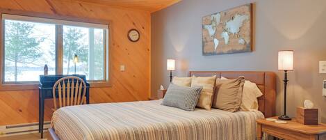 2 bedrooms, desk, iron/ironing board, Internet