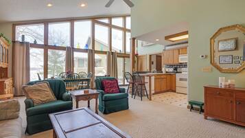 Télévision, cheminée