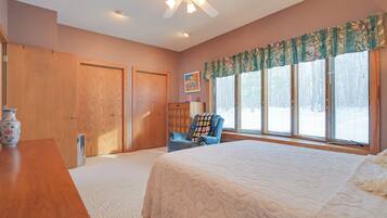 1 bedroom, iron/ironing board, Internet, bed sheets