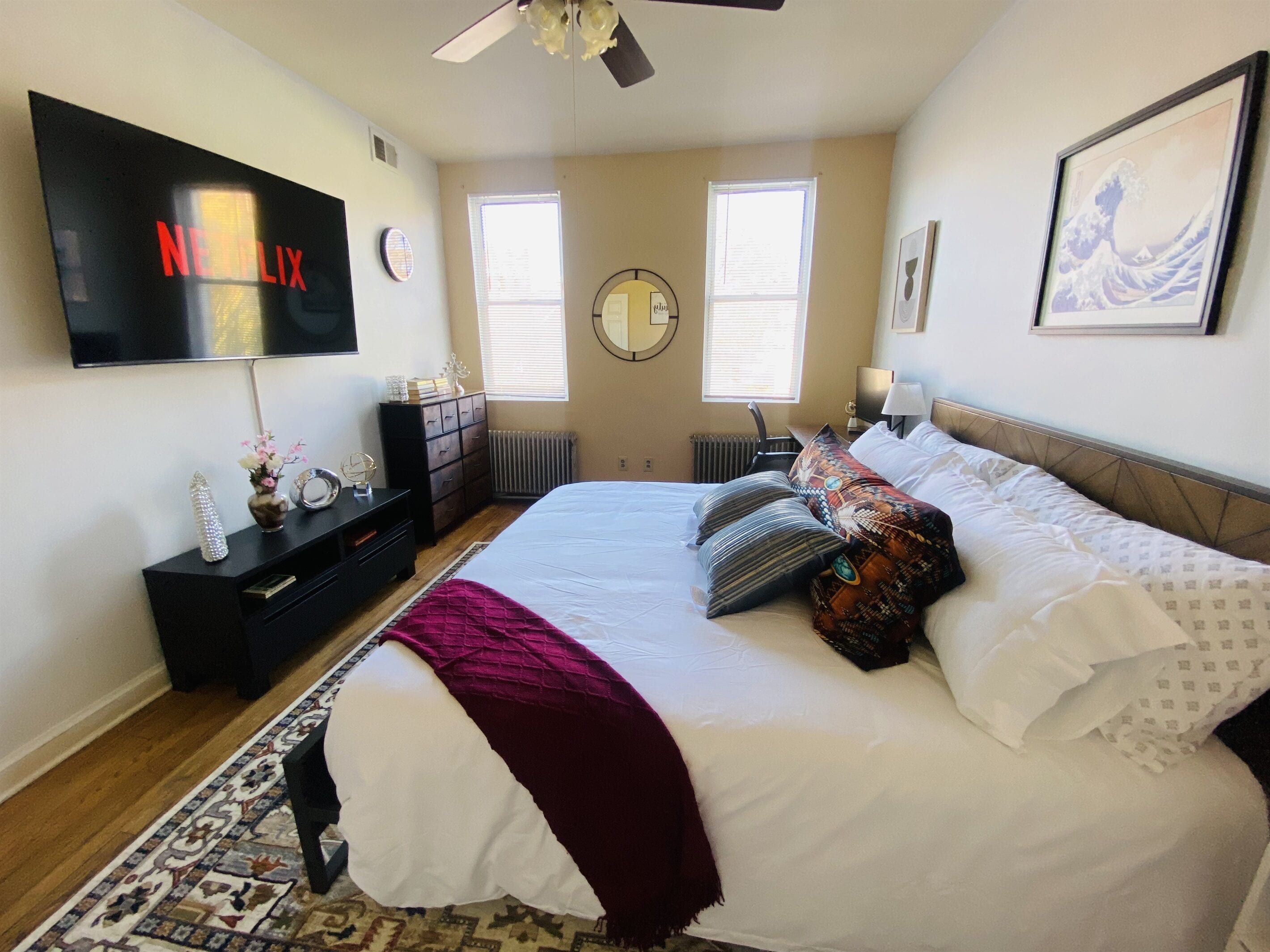 2 bedrooms, desk, iron/ironing board, free WiFi