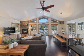 TV, fireplace, offices - Mountain Retreat | Canoe | Fireplace | Views (Soda Springs)