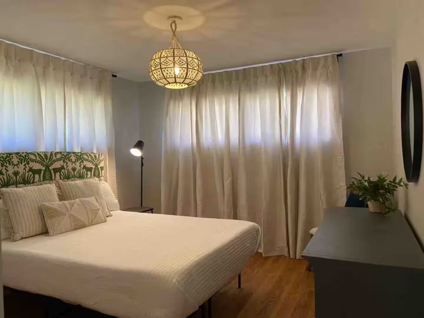 熨斗/熨衫板、免費 Wi-Fi、床單