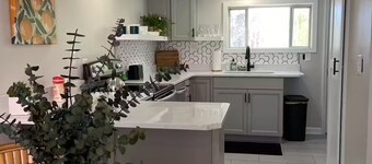 Perfect 2-bedroom apartment in charming Red Bank.