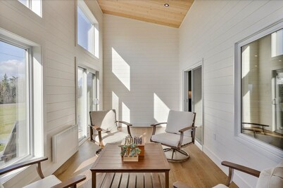 Waves and Woods Vacation Rental