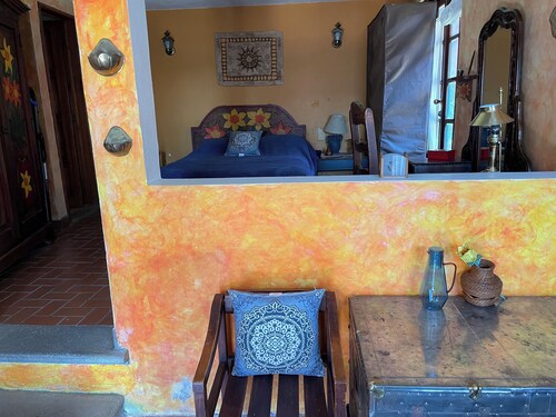 Fabulous 2, 1-bedroom bungalows in welcoming Cuernavaca neighborhood