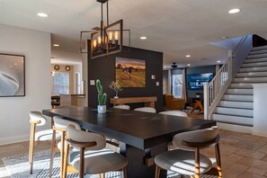 Dining - Firefly Oasis: Luxury Pool, Hot Tub, Near Austin (Cedar Park)