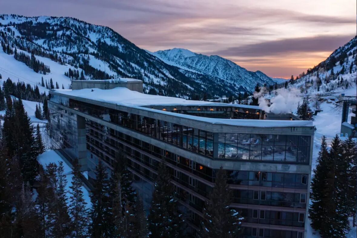 المنشأة من الخارج