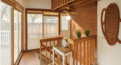 Nestled Alcove-2-bedroom apartment in Colorado Springs for your getaway