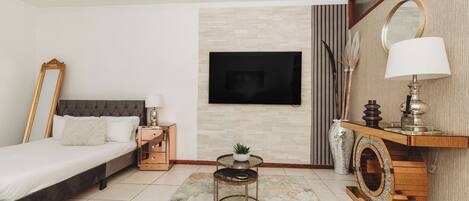 1 slaapkamer, een strijkplank/strijkijzer, wifi, beddengoed