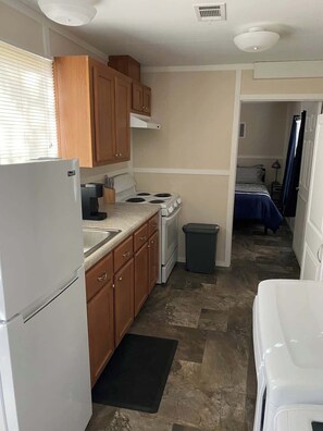 Tabla de planchar con plancha y wifi