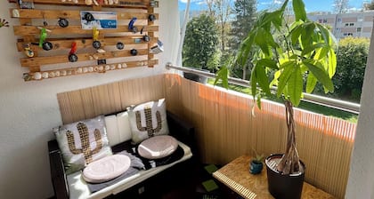 Nice Isar apartment for 2 people in Munich South,near subway line 3 and S-Bahn7