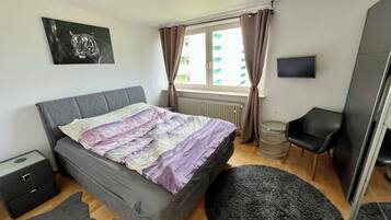 1 camera, ferro/asse da stiro, Wi-Fi