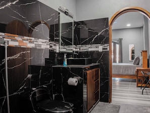 Shower, hair dryer, towels, soap - Modern Apartment in the Heart of Barra de Navid (Barra de Navidad)