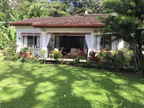 Exterior - Arenal Rainforest Retreat with Hot Tub, Lake View: a Birdwatcher's Paradise (Nuevo Arenal)