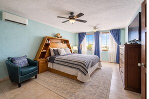 Iron/ironing board, bed sheets - Rocky Point... Ocean View (Puerto Peñasco)