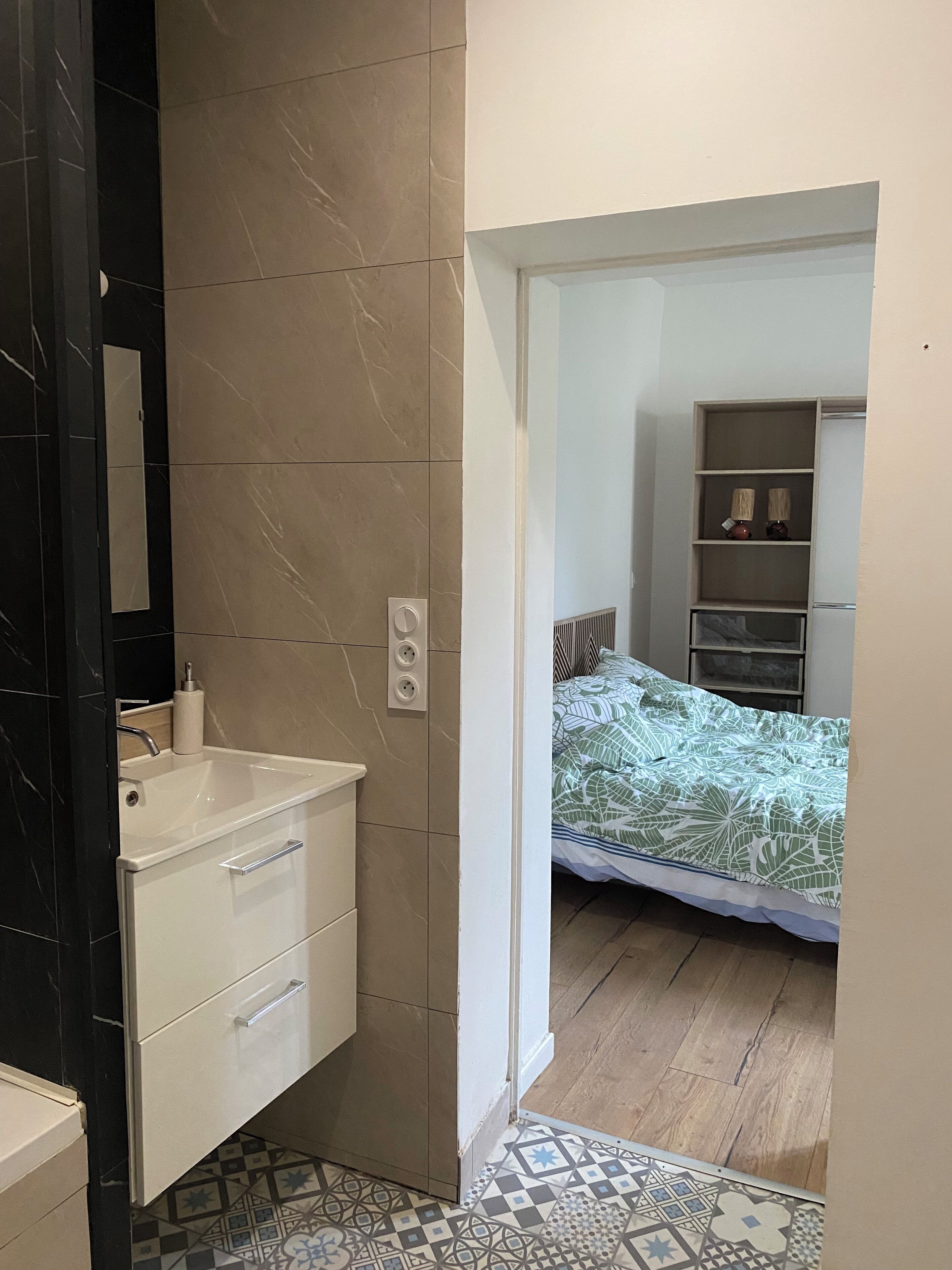 2 camere, ferro/asse da stiro, accesso a Internet, lenzuola