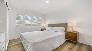 3 bedrooms, WiFi, bed sheets