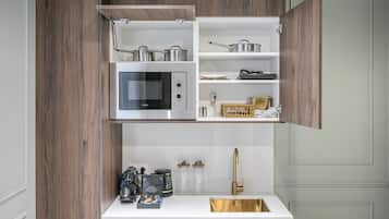 Luxe tweepersoonskamer, balkon | Interieur