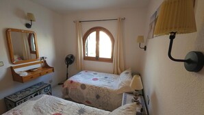 Sınıflandırılmamış resim, 40 üzerinden 3, düğme