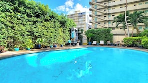 Utomhuspool