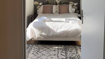 Fer et planche Ă repasser, Wi-Fi gratuit, draps fournis