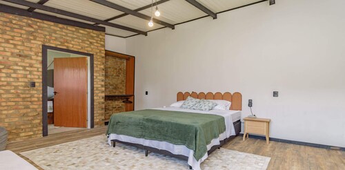 Chale em Gov Celso Ramos com Vista  Montanha