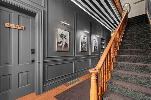 Master Suite at Elkader JailHouse Inn