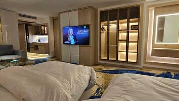 Deluxe Double or Twin Room | In-room safe, free WiFi