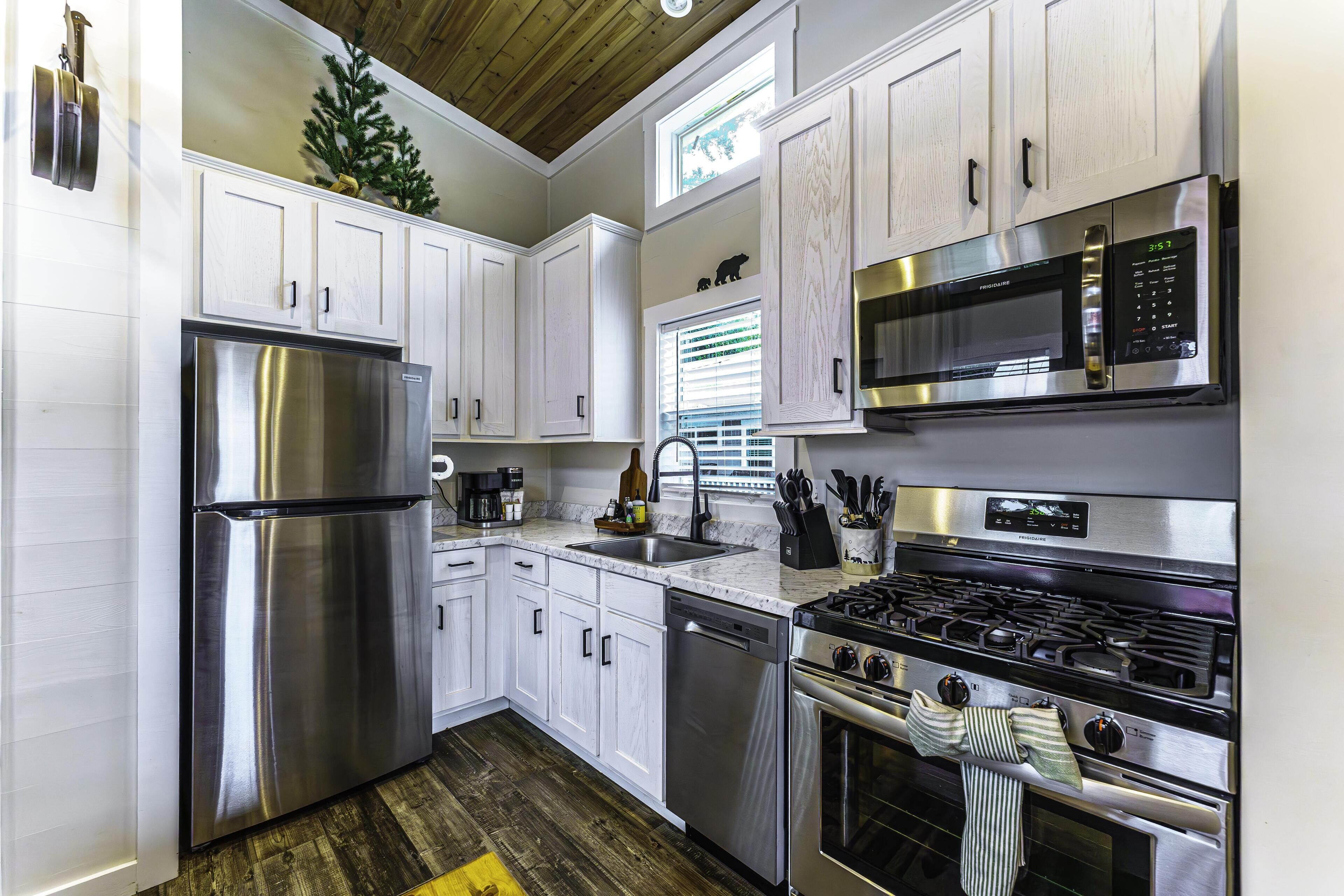 غسالة أطباق، ماكينة لصنع القهوة/الشاي