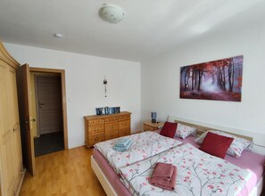 2 chambres, accès Internet, draps fournis