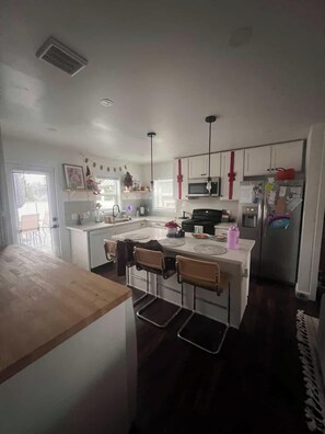 Private kitchen - Enjoyable 1-bedroom apartment with fitness room in Houston (Houston)