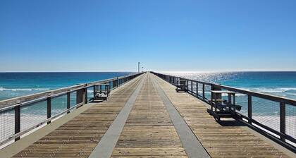 Soundside Retreat - New home w/ Pool & Rec Room