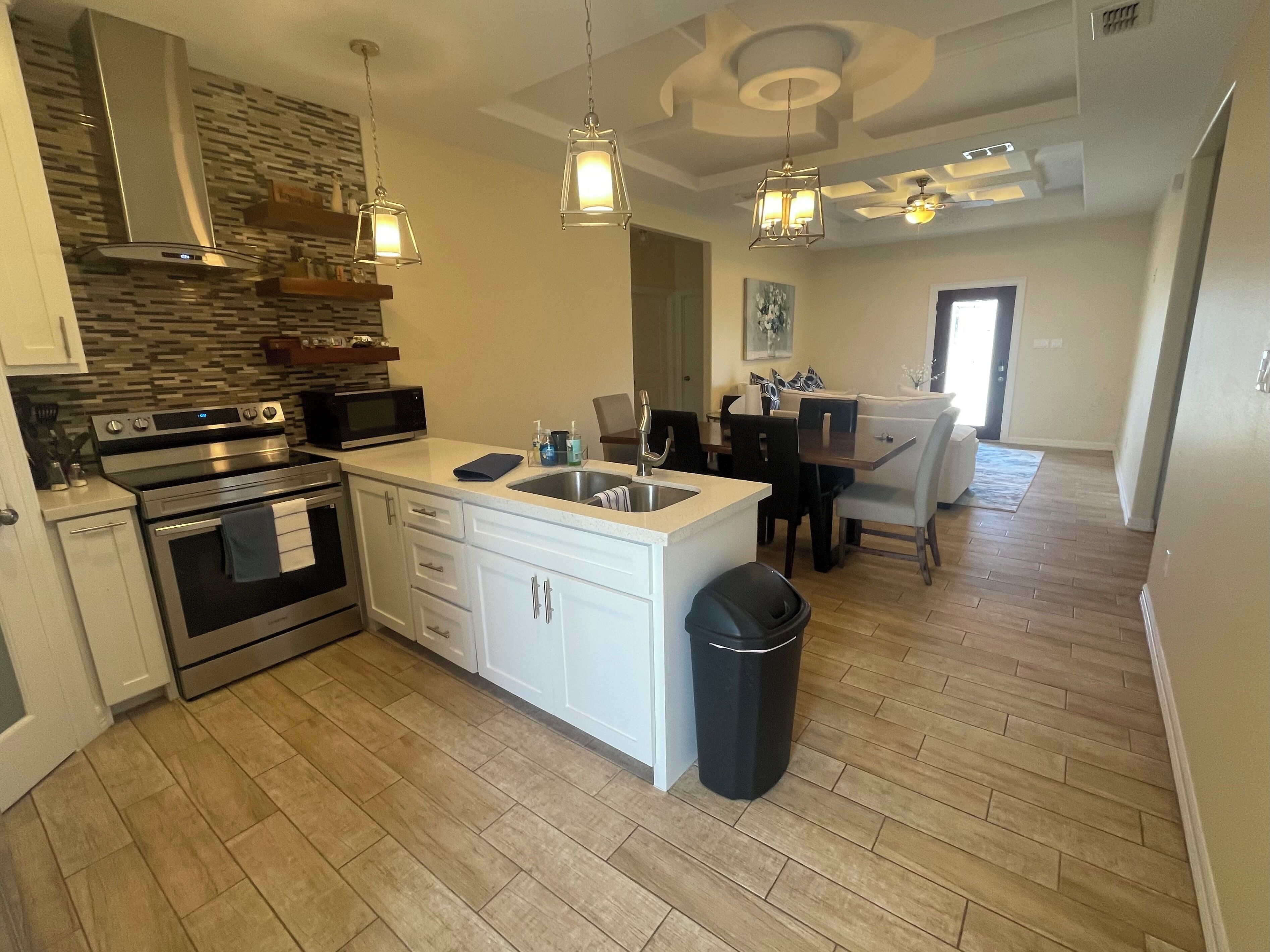 Microondas, horno y parrilla de estufa 