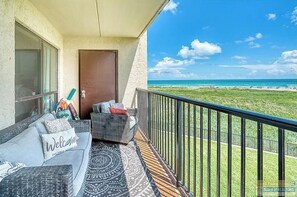 Property grounds - 2-bedroom beachfront condo in perfect South Padre Island (South Padre Island)