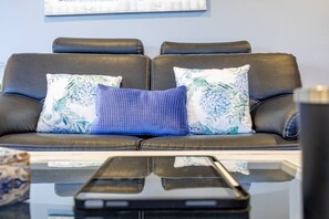 Interior - Casa da Fonte by Your Key (Ribeira Brava)