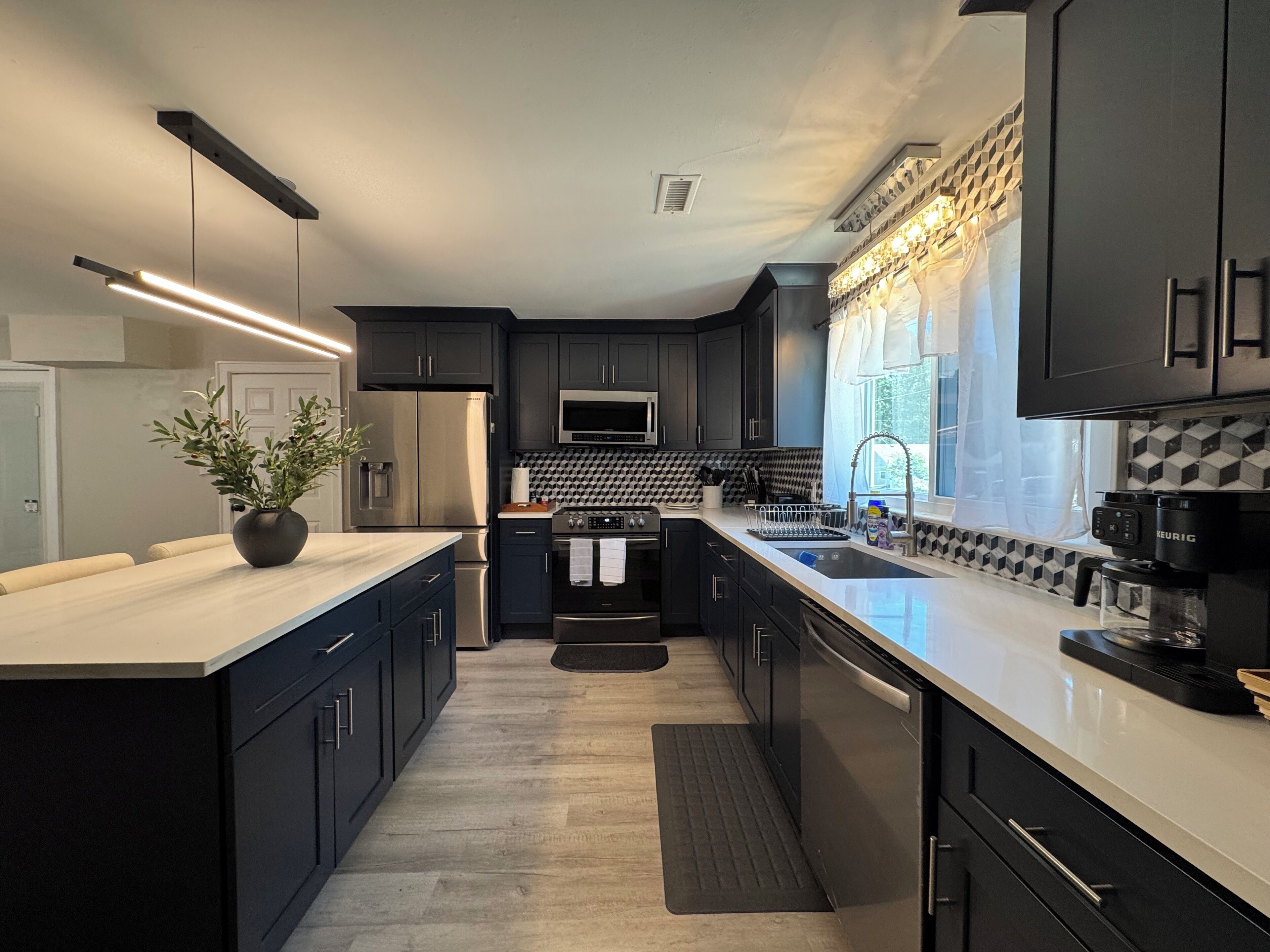Fridge, microwave, oven, dishwasher