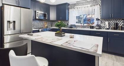 7 Min to HPU & Furniture Market – Game Room, Private Gym, Fenced Yard