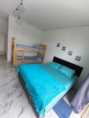 Desk, laptop workspace, free WiFi - JK Beach Club Bar e Pousada (Ibiúna)