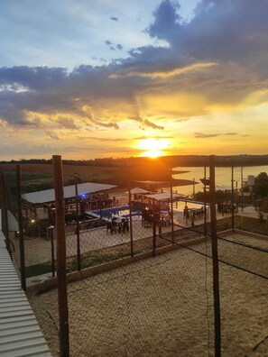 Suite familiar, lanai, vista al lago | Áreas de la propiedad