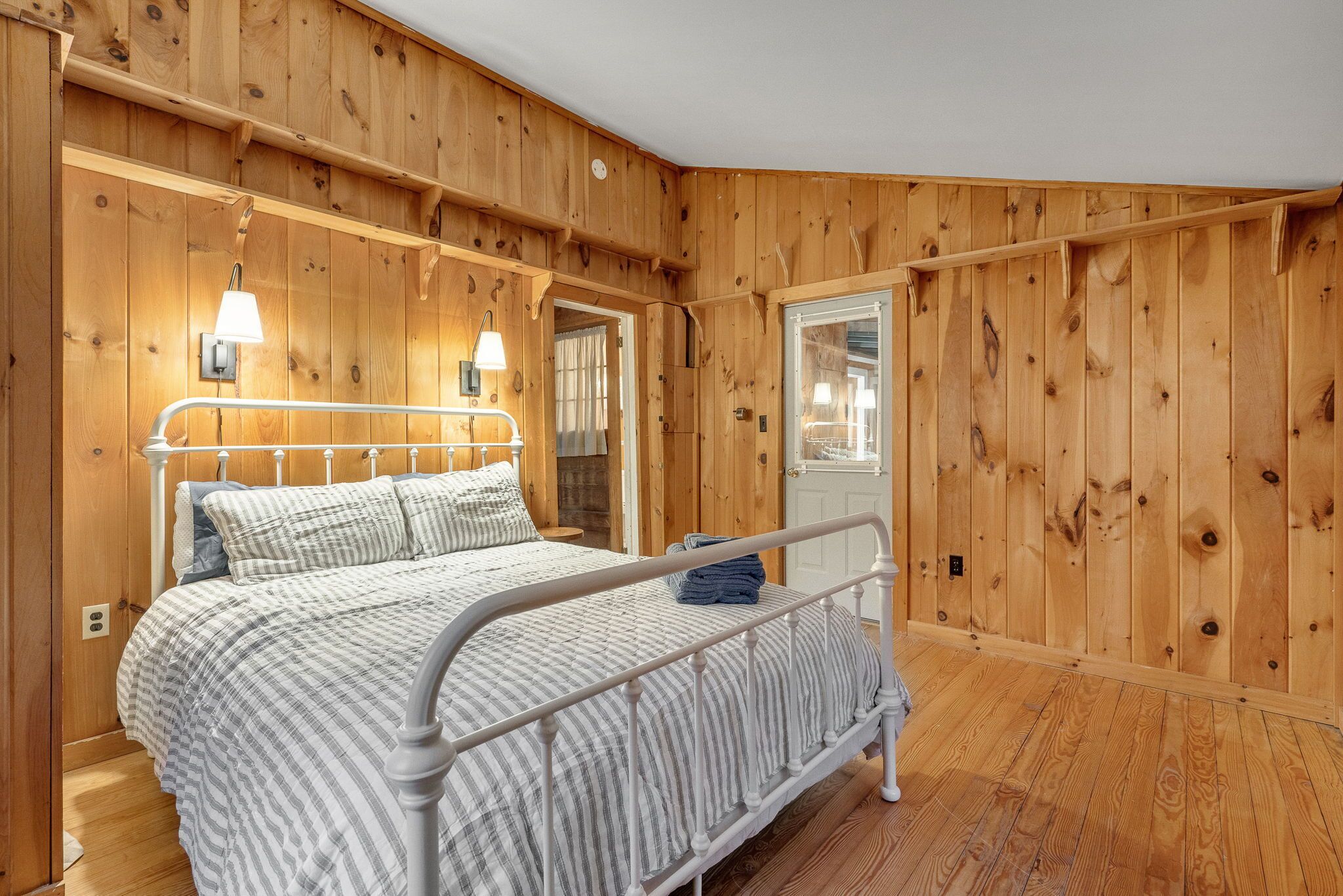 Acesso à internet, roupa de cama