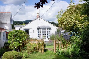 Exterior - Orchard Cottage - One Bedroom Apartment, Sleeps 2 (Sidmouth)