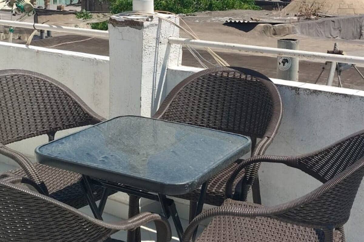 Deluxe driepersoonskamer | Uitzicht vanaf balkon