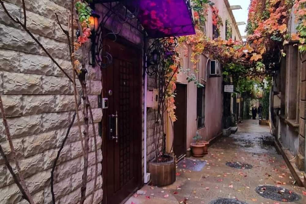 Retro Silent Boutique Hotel